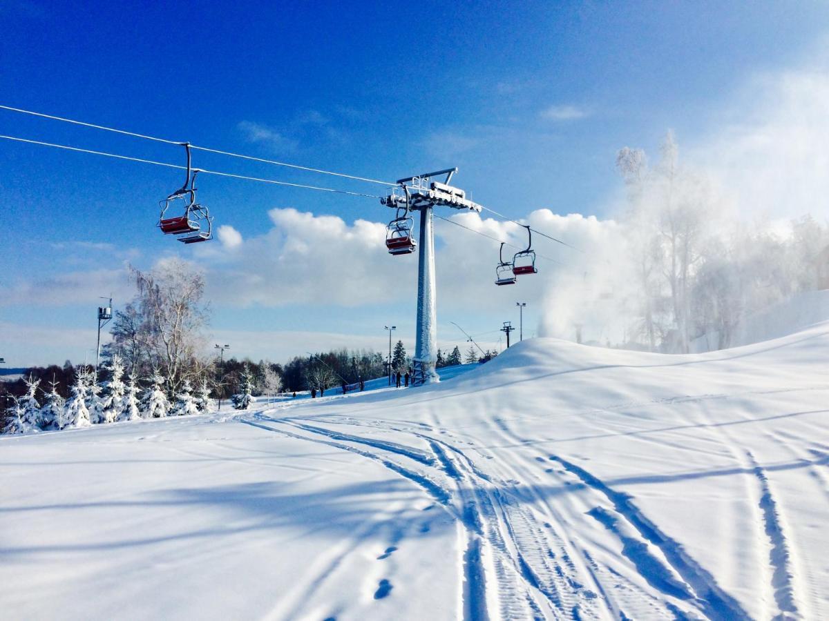 Grund Resort Golf And Ski Mladé Buky Exterior foto