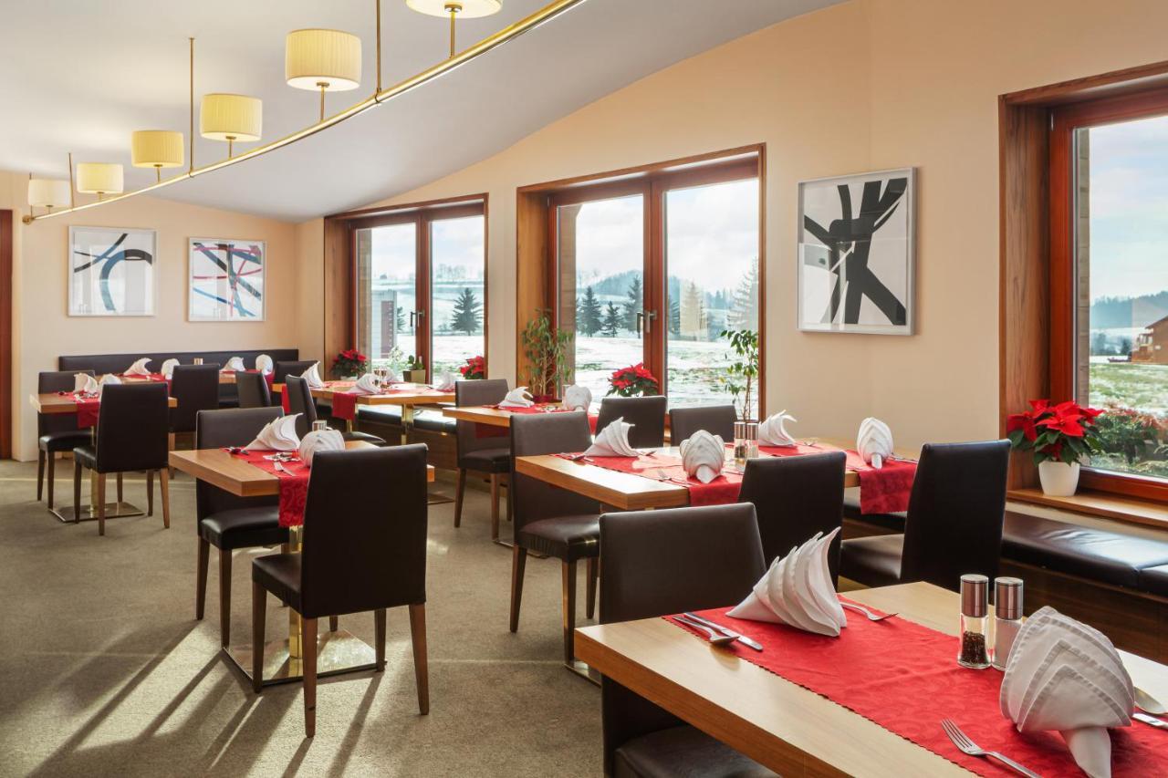 Grund Resort Golf And Ski Mladé Buky Exterior foto