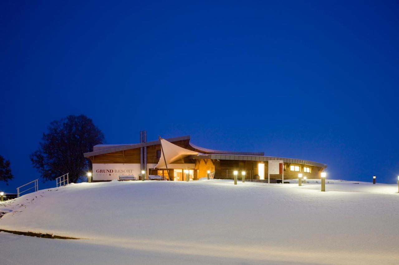Grund Resort Golf And Ski Mladé Buky Exterior foto